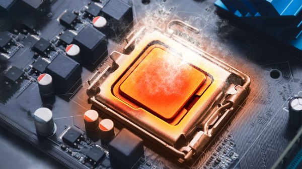 Khi CPU có nhiệt độ quá cao, người dùng nên vệ sinh máy tính định kỳ