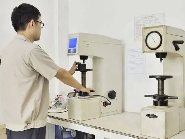Tầm quan trọng của việc sửa chữa và hiệu chuẩn máy đo độ cứng