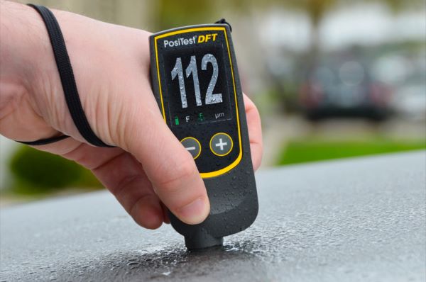 Kiểm tra sơn ô tô bằng máy đo độ dày