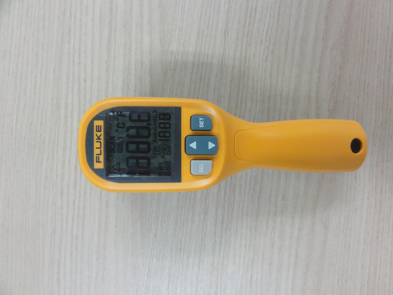 Máy đo nhiệt độ bằng hồng ngoại Fluke 59 MAX (-30 °C đến 350 °C)